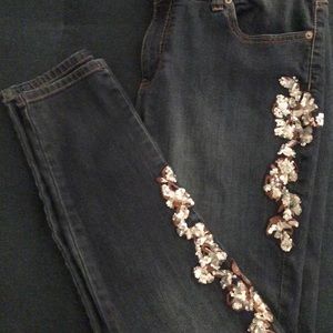 Westport Skinny Jeans Size 14, Jeweled Detail